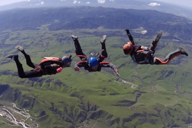 AFF students in formation skydive
